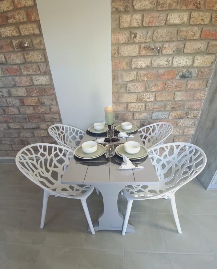 5 Bedroom Property for Sale in Dana Bay Western Cape